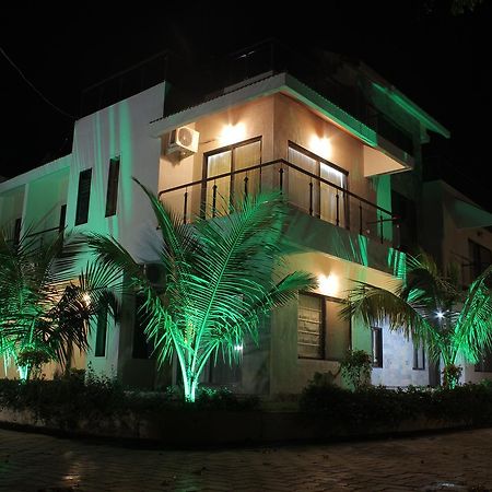 Sia Resort Алибаг Экстерьер фото