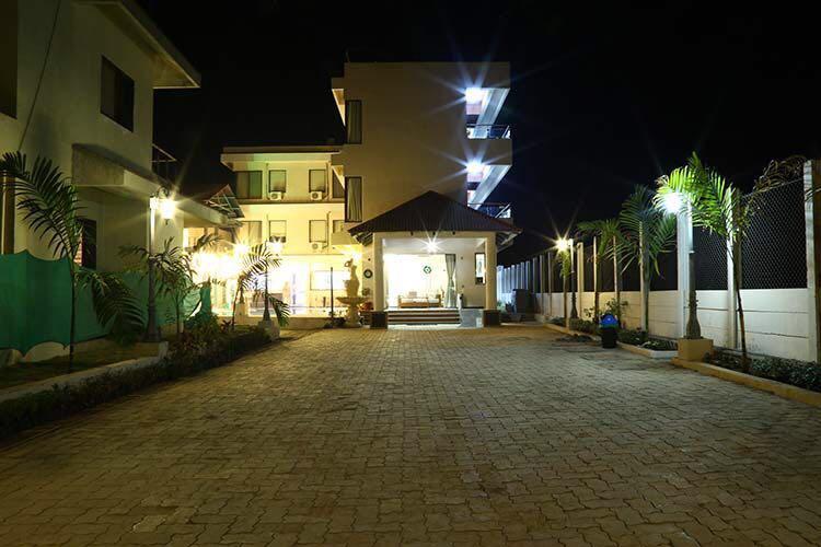 Sia Resort Алибаг Экстерьер фото